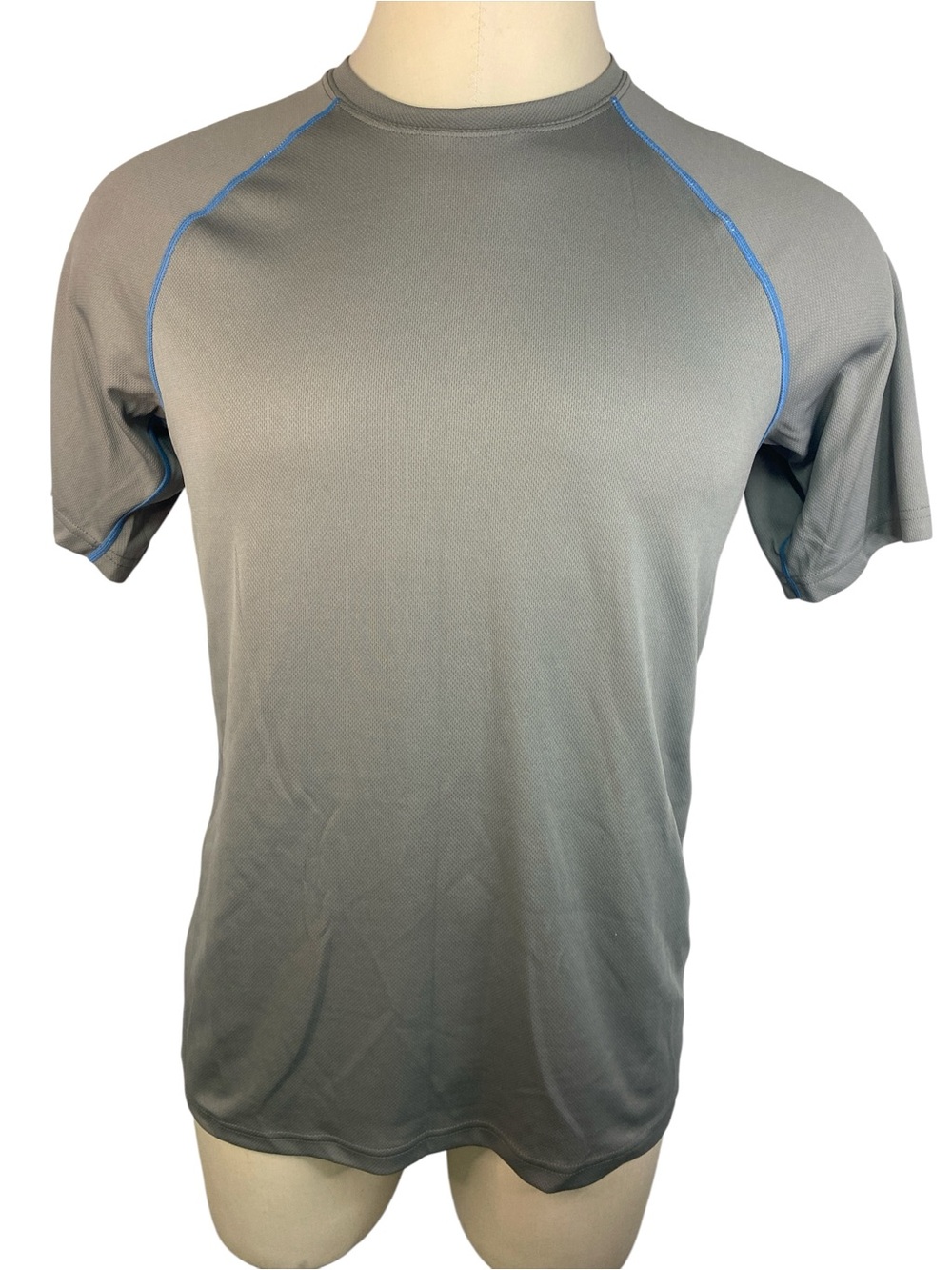 Magellan Outdoors Gray Short-Sleeve Performance Tee Blue Stitching Men’s Medium